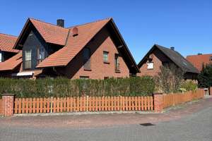 Alltagstaugliches Doppelhaus mit 175 m² Wohnfläche in Ummern – Die vollständige Adresse der Immobilie erhältst du vom Anbieter., 29369 Ummern – Vorschaubild 2