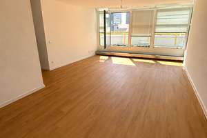 Neu renovierte 2-Zimmer- Dachterrassen-Wohnung im Arabellapark-Bogenhausen