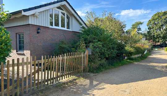 Bild von Strandhaus an der Ostsee – Travemünde / Priwall