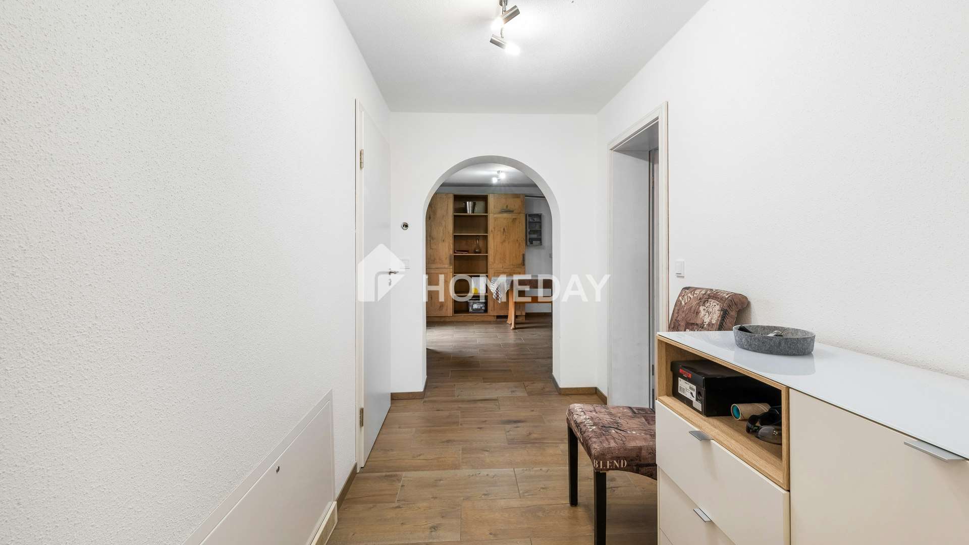 Immobilie in Weißenhorn - Großzügige 3-Zimmer-Wohnung mit zwei Balkonen und Kamin - Bild 8