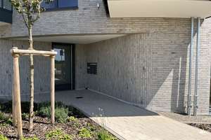 Wiesbaden: Hochwertige Familienwohnung im KfW-55-Standard – Lange Seegewann 15, 65205 Delkenheim, Wiesbaden – Vorschaubild 2