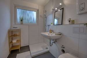 Sofort einziehen! Top renovierte 2-Zimmer-Whg. mit großem Balkon in ruhiger Lage, Bonn-Bad Godesberg – Im Bachfeld 46, 53179 Mehlem, Bonn – Vorschaubild 15
