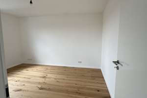 Helle 2-Zimmer Wohnung mit TG-Stellplatz und 2 Balkonen – Sachranger Straße 2, 81549 Obergiesing, München – Vorschaubild 16