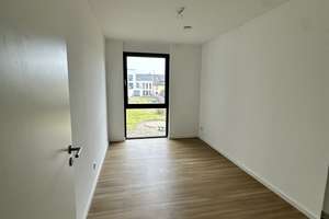 Großzügige 4-Zimmer-Wohnung mit 114 m², 2 Bädern & Balkon mit Gartenblick – Schillerstraße 27, 41061 Gladbach, Mönchengladbach – Vorschaubild 14