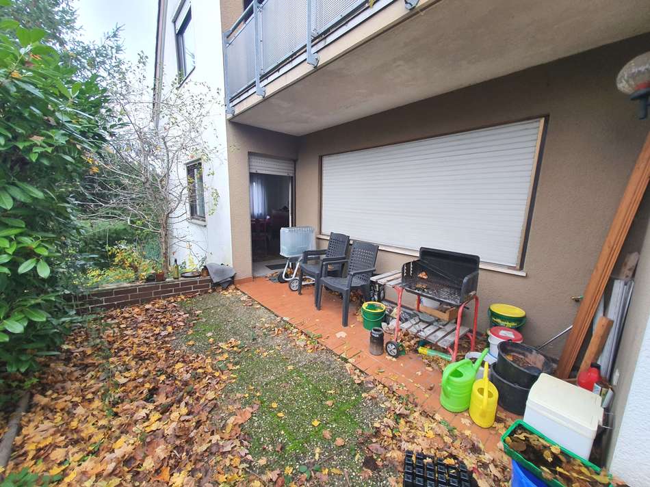 Terrasse 1 neben Esszimmer