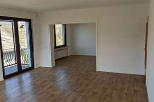 Renovierte 4-Zimmer-Wohnung mit Balkon in RS-Lüttringhausen -von privat- – Die vollständige Adresse der Immobilie erhältst du vom Anbieter., 42899 Klausen, Remscheid – Vorschaubild 4