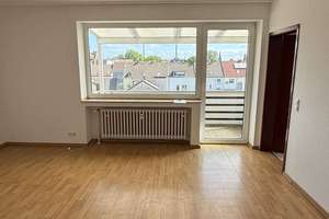 Renovierte 3-Zimmer-Wohnung mit Balkon und TG-Stellplatz – Paßstraße 3, 47198 Alt-Homberg, Duisburg – Vorschaubild 2