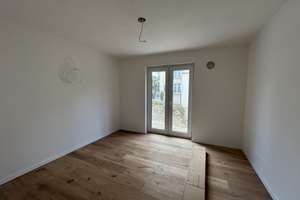 Exklusive Erdgeschosswohnung mit Gartenanteil im Herzen von Obermenzing! – Die vollständige Adresse der Immobilie erhältst du vom Anbieter., 81247 Obermenzing, München – Vorschaubild 13