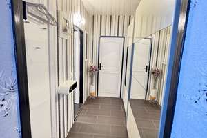 Provisionsfrei! Familienfreundliche 3-Zimmer-Wohnung in Rudow, mit Balkon, Garage & Stellplatz  – Die vollständige Adresse der Immobilie erhältst du vom Anbieter., 12355 Rudow, Berlin – Vorschaubild 9