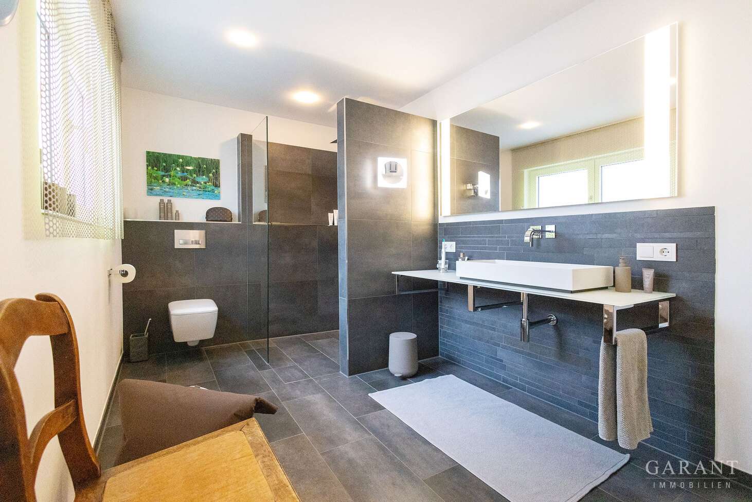 Immobilie in Talheim - Wohnen mit Stil: Kernsaniertes Reihenhaus mit außergewöhnlicher Architektur und viel Privatsphäre - Bild 9