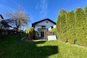 Einfamilienhaus mit Garten in zentraler Lage von Penzberg – Die vollständige Adresse der Immobilie erhältst du vom Anbieter., 82377 Penzberg – Vorschaubild 2