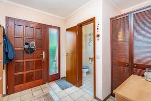 Gepflegte Doppelhaushälfte mit privatem Garten & Garage in Rudow – Die vollständige Adresse der Immobilie erhältst du vom Anbieter., 12357 Rudow, Berlin – Vorschaubild 4