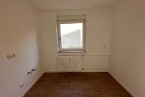 Moderne 2-Zimmer-Wohnung mit Balkon in Schweinau zu vermieten  – Friesenstraße  48, 90441 Hohe Marter, Nürnberg – Vorschaubild 3