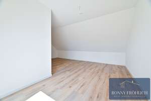 WOW! Frisch saniert: Stilvolle 3-Raum-Maisonette mit Balkon, Aufzug & Fernblick auf dem Kaßberg! NEU – Uhlichstraße 8, 9112 Kaßberg, Chemnitz – Vorschaubild 24