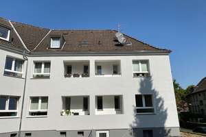 *** Attraktive Singlewohnung mit Duschbad + Loggia in grüner Lage! *** – Neuweselstr. 70, 45355 Borbeck-Mitte, Essen – Vorschaubild 2