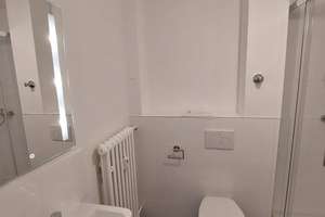 Hier ist die Einbauküche schon drin! Sanierte 2 Zimmer Wohnung mit Balkon in Krefeld! – Kempener Allee 162, 47803 Benrad-Nord, Krefeld – Vorschaubild 4