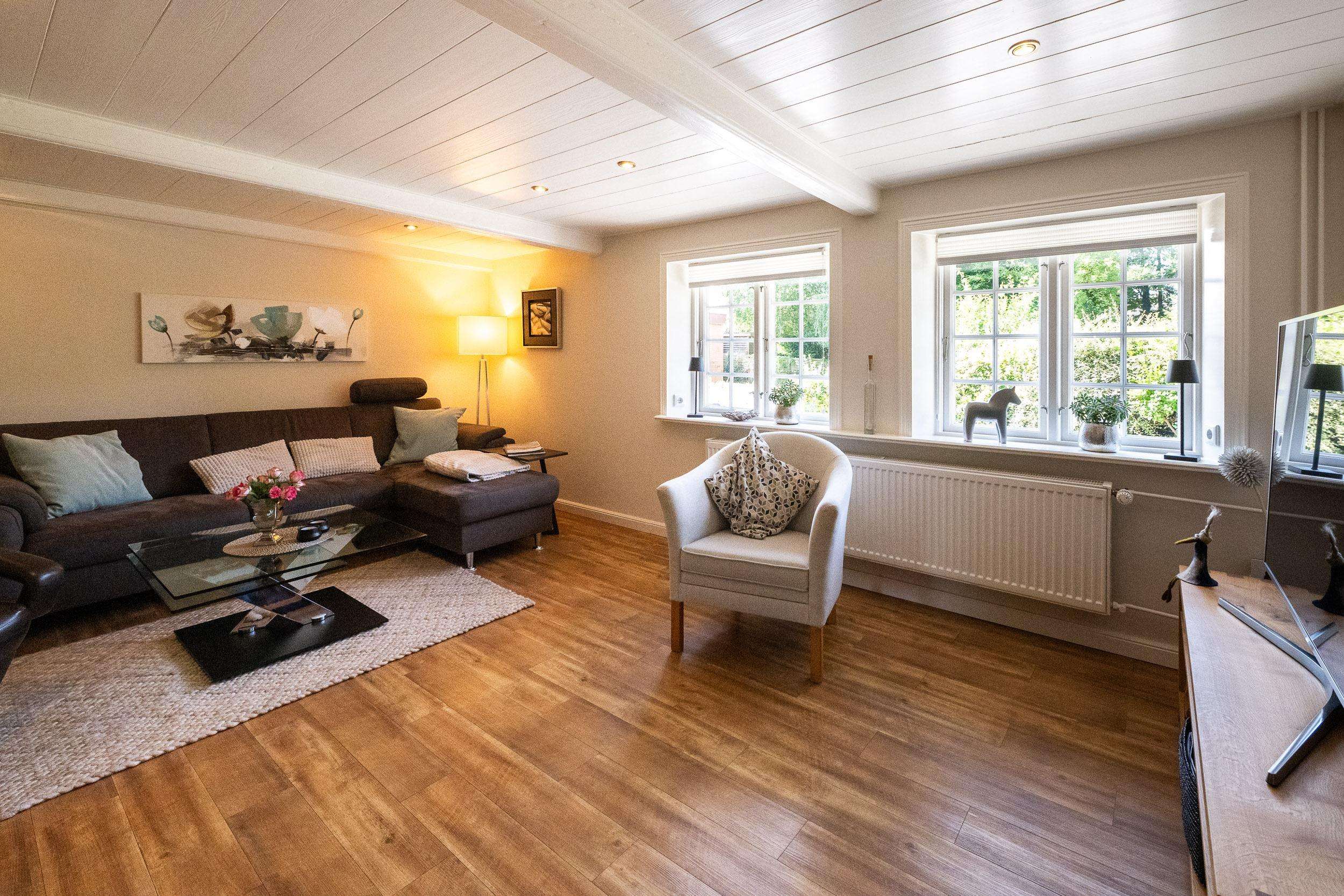 Immobilie in Risum-Lindholm - Idyllisches Friesenhaus unter Reet in bevorzugter Wohnlage - Bild 12