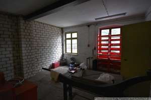 Property thumbnail 35