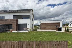 Moderne Architekten-Doppelhaushälfte – Die vollständige Adresse der Immobilie erhältst du vom Anbieter., 85232 Bergkirchen – Vorschaubild 3