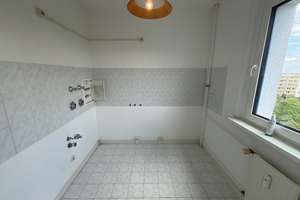 2-Zimmer Wohnung in schöner Eigentumsanlage mit ebenerdigen Aufzug – Schorfheidestraße 8, 12689 Marzahn, Berlin – Vorschaubild 4