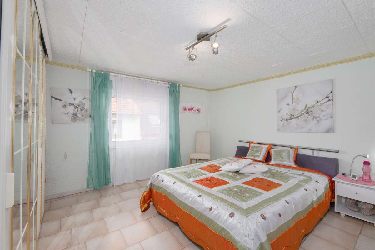 Immobilie in Dettenheim - Einfamilienhaus mit großem Garten in ruhiger Lage von Dettenheim - Bild 8