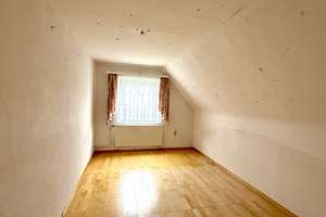 Sanierungsbedürftige Doppelhaushälfte mit Anbau und großzügigem Garten! – Die vollständige Adresse der Immobilie erhältst du vom Anbieter., 1169 Gorbitz-Süd, Dresden – Vorschaubild 10