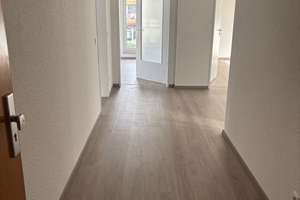 ANFRAGEN NUR PER NACHRICHT! Helle 3,5 Raum Wohnung mit Balkon - einziehen wohlfühlen – Bethanienstraße 25, 44869 Gerthe, Bochum – Vorschaubild 2