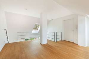 Charaktervolle und lichtdurchflutetet Dachgeschoss-Maisonette mit Blick auf den Weißensee – Die vollständige Adresse der Immobilie erhältst du vom Anbieter., 13086 Weißensee, Berlin – Vorschaubild 8