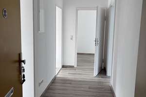 Familienhit mit Balkon und Tageslichtbad - Frisch renovierte 3-Zimmer-Wohnung – Schäferkamp 4, 38226 Lebenstedt, Salzgitter – Vorschaubild 6