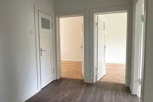 2 1/2 Zimmer Wohnung - Wohnen in der Nähe der Horner Rennbahn – Washingtonallee 8, 22111 Hamburg – Vorschaubild 2