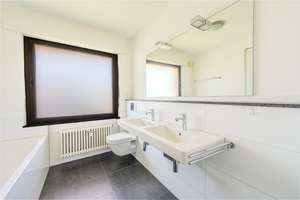 Büchenbronn:
Hochwertige 4 Zimmer-Wohnung in guter ruhiger Aussichtslage – Die vollständige Adresse der Immobilie erhältst du vom Anbieter., 75180 Büchenbronn, Pforzheim – Vorschaubild 9