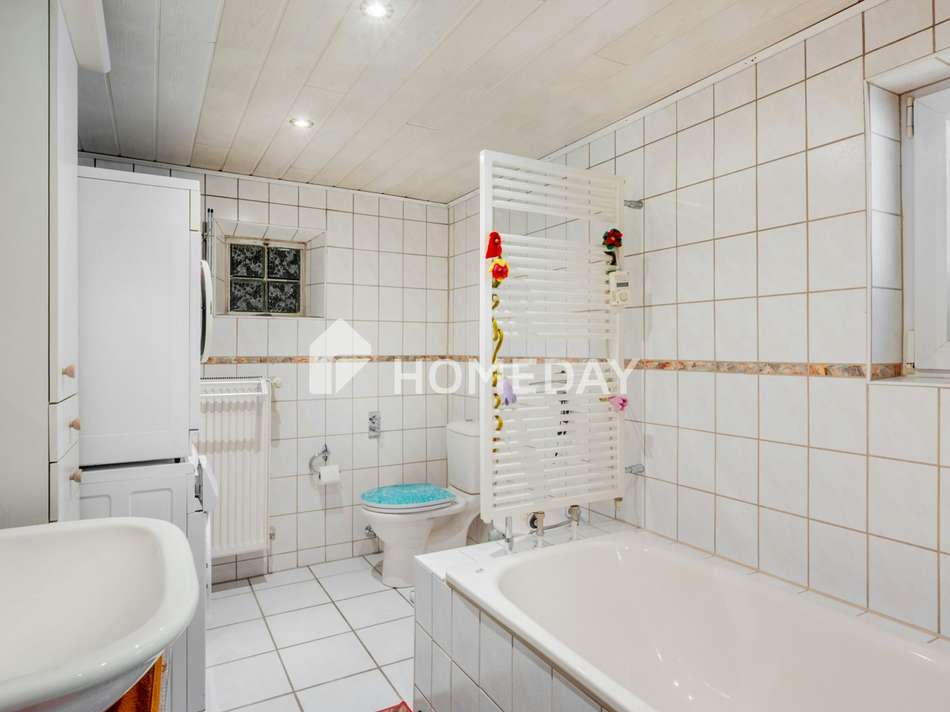 EG Badezimmer 1