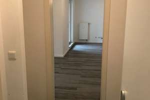 47105/141 Moderne 3-Zi-Souterrain Wohnung mit Terrasse in D-Wittlaer sucht Nachmieter – Friederike-Fliedner-Weg 6, 40489 Wittlaer, Düsseldorf – Vorschaubild 3