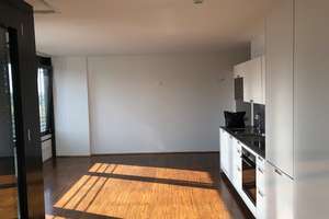 SKY-APPARTEMENT mit Einbauschränken – 60528 Niederrad, Frankfurt am Main – Vorschaubild 2