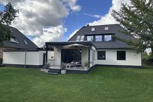 Ihr Traumhaus: Hochwertig saniertes Einfamilienhaus mit großem Garten in Stuhr provisionsfrei zu ver – Die vollständige Adresse der Immobilie erhältst du vom Anbieter., 28816 Stuhr – Vorschaubild 2