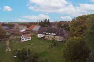 Weitläufiges Gutshaus mit historischem Charme, ELW uvm. für viele Nutzungsideen – Mecklenburg-Strelitz (Kreis) – Vorschaubild 2