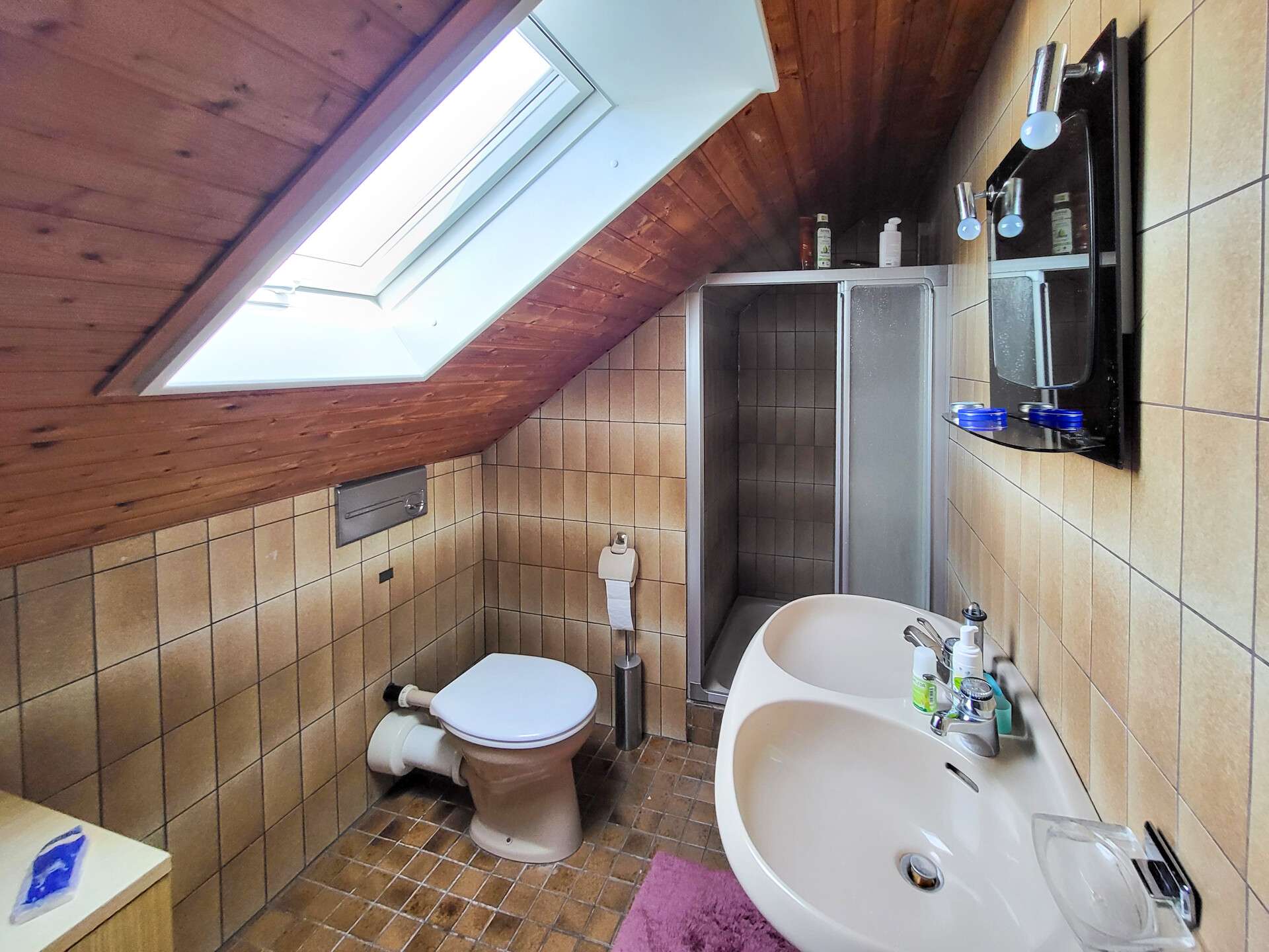 Immobilie in Montabaur - Viel Platz für die ganze Familie - Gepflegte Immobilie in direkter Nähe zu Montabaur! - Bild 12