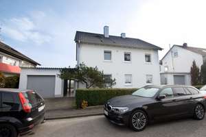 PRIVAT VERKAUF: Charmantes 2-3 Familienhaus mit zwei Garagen in ruhiger Wohnlage von Möckmühl – Die vollständige Adresse der Immobilie erhältst du vom Anbieter., 74219 Möckmühl – Vorschaubild 1