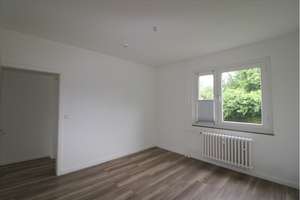 * 3 ZIMMER MIT BALKON IM ERDGESCHOSS*, DU-Rheinhausen, Augustastr. – Alte Krupp-Siedlung – Die vollständige Adresse der Immobilie erhältst du vom Anbieter., 47229 Friemersheim, Duisburg – Vorschaubild 6