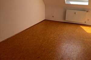Freundliche und vollständig renovierte 4-Zimmer-Dachgeschosswohnung in Wuppertal – Paul-Humburg-Str. 22, 42275 Wuppertal – Vorschaubild 9