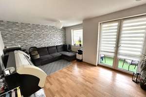 Schicke 3-Raumwohnung im familiären Wohnumfeld ! – Lehrter Straße 11, 39418 Staßfurt – Vorschaubild 2
