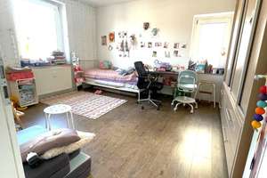 *** Solide Kapitalanlage: vermietete 2-Zimmerwohnung, ruhig und doch zentral ***