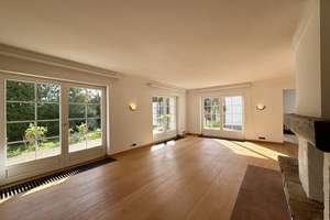 „Doppelchance“ 
Wohnen und Bauen perfekt kombiniert
in sehr begehrter Lage
„Eigenheim“ – Die vollständige Adresse der Immobilie erhältst du vom Anbieter., 65193 Sonnenberg, Wiesbaden – Vorschaubild 3