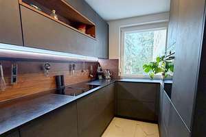 Renovierte 3-Zi.-Wohnung mit Loggia in beliebter Wohnlage in Erlangen – 91056 Heiligenloh, Erlangen – Vorschaubild 2