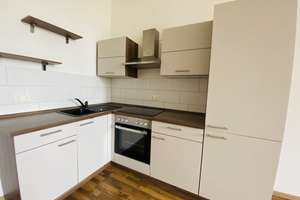 Traumhafte 2-Zimmer-Wohnung mit Balkon & saniertem Bad im begehrten Stadtfeld – An der Enckekaserne 8, 39110 Stadtfeld West, Magdeburg – Vorschaubild 3