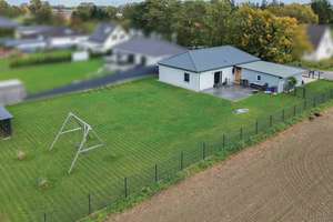 Ebenerdig wohnen in Feldrandlage: Energieeffizienter 4-Zi.-Bungalow mit großen Garten nahe Parchim – Die vollständige Adresse der Immobilie erhältst du vom Anbieter., 19372 Rom – Vorschaubild 23