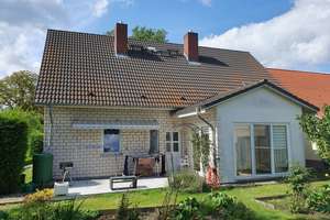 Einfamilienhaus in ruhiger, naturnaher Lage mit Kamin und liebevoll angelegtem Garten – Die vollständige Adresse der Immobilie erhältst du vom Anbieter., 17111 Utzedel – Vorschaubild 9