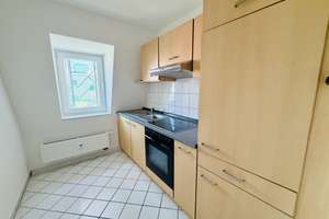 Sofort Verfügbar!Hübsche Dreiraumwohnung unterm Dach! – Die vollständige Adresse der Immobilie erhältst du vom Anbieter., 1159 Löbtau-Süd, Dresden – Vorschaubild 3