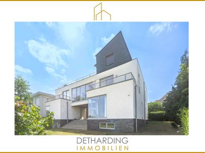 Zeitlose Architektur für Generationen: Außergewöhnliches Atriumhaus direkt an der Dönche