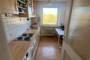 Wohnen am Lerchenauer See: 2 Zimmerwohnung mit eigener Küche, Bad mit Badewanne und Fenster – Gustav-Schiefer-Str. 20, 80995 Lerchenau-West, München – Vorschaubild 6